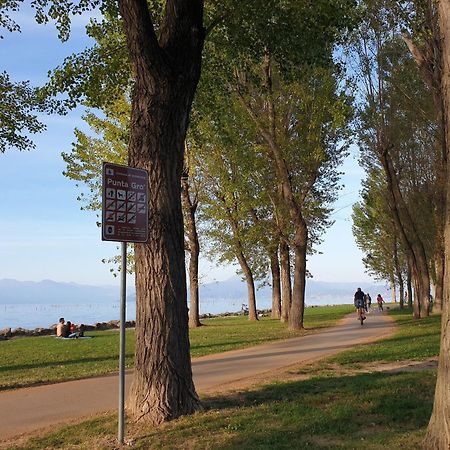 Azur Apartment Sirmione Exterior foto