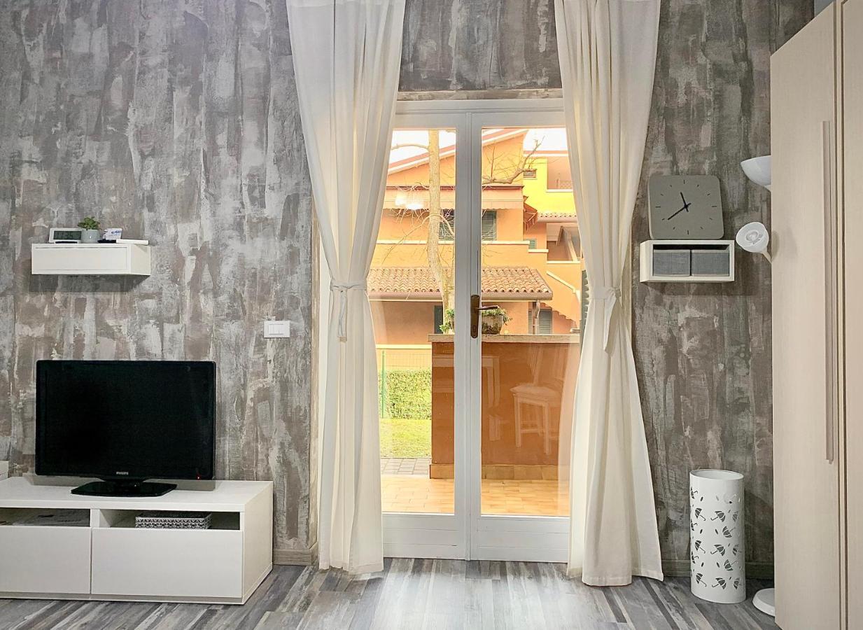 Azur Apartment Sirmione Exterior foto