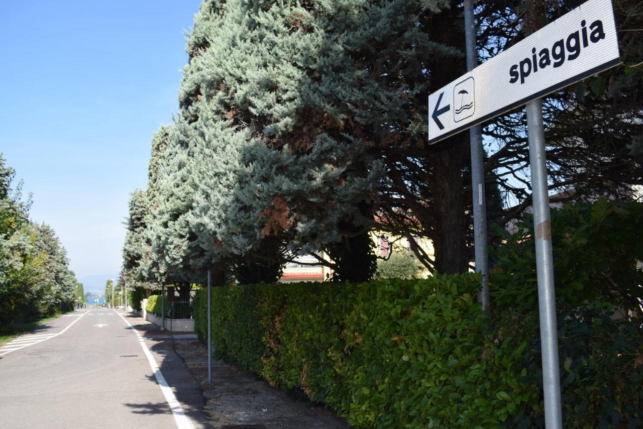 Azur Apartment Sirmione Exterior foto